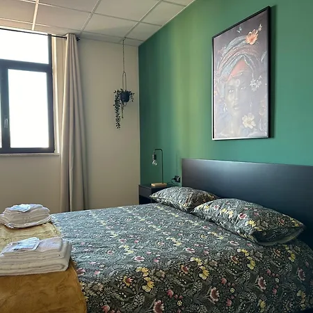 Jungalow 4* Бари